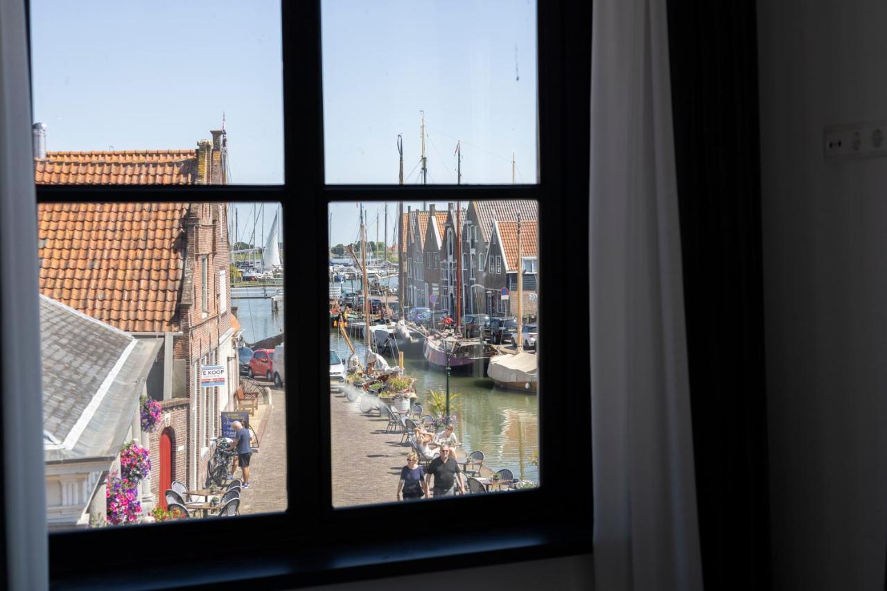 Hotel En Stadscafe De Dam L Hotel Monnickendam Bagian luar foto